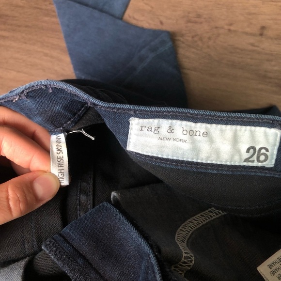 Rag & Bone High Rise Skinny Jeans Size 26 Coated Mae Dark Wash - Picture 9 of 10